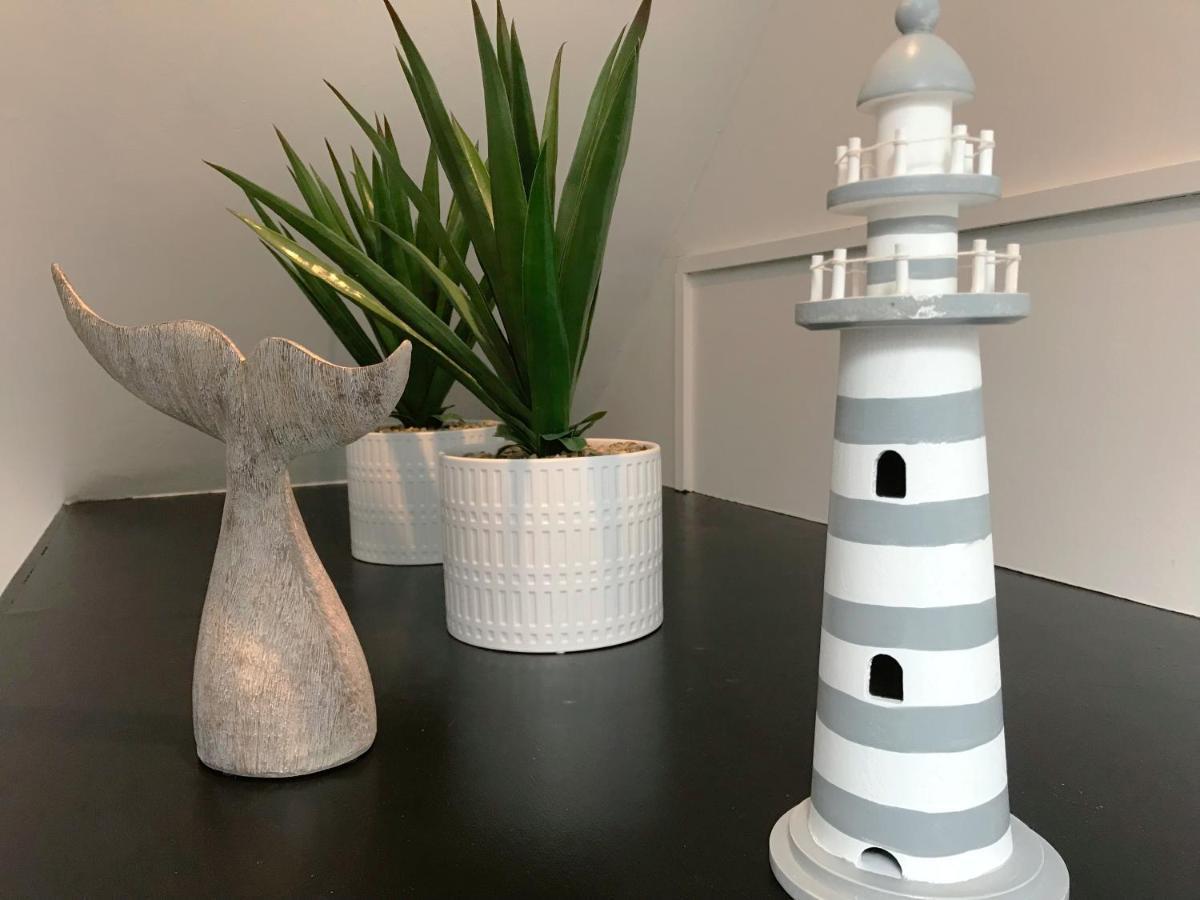 The Beach Hut - 1 Bedroom Apartment Near The Beach ボーンマス エクステリア 写真