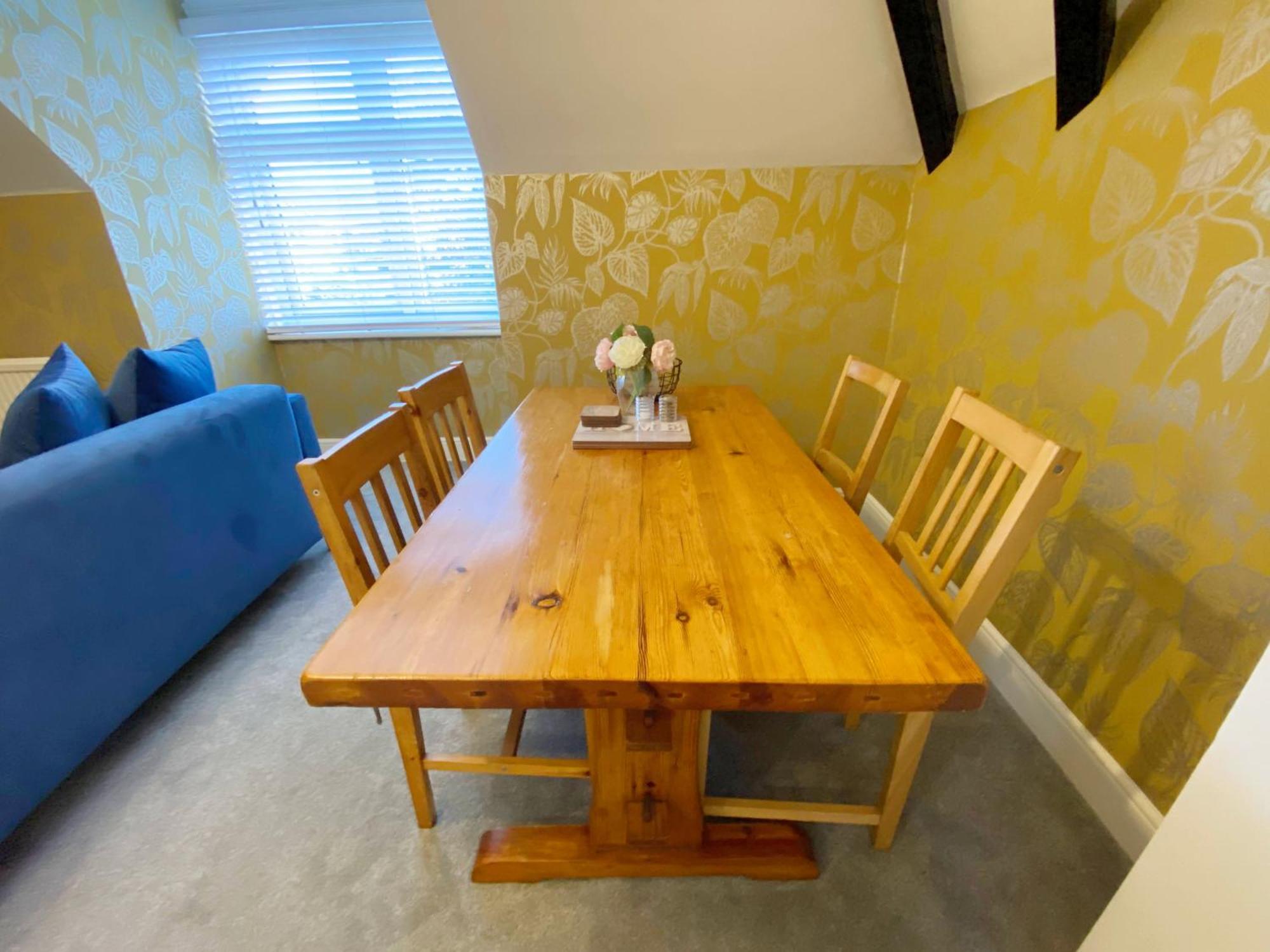 The Beach Hut - 1 Bedroom Apartment Near The Beach ボーンマス エクステリア 写真